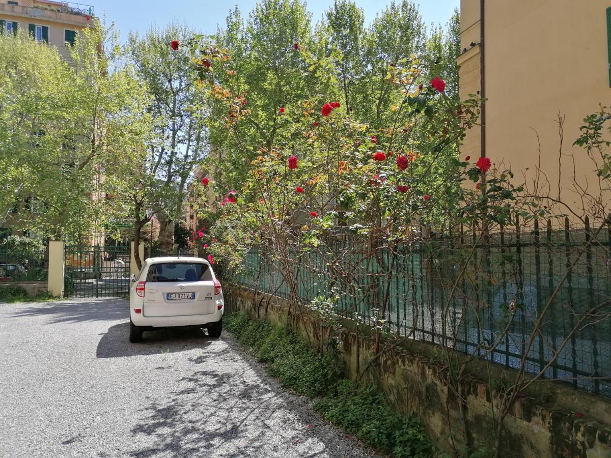 Апарт готель Il Giardino Di Elettra - Freeparking Генуя Екстер'єр фото